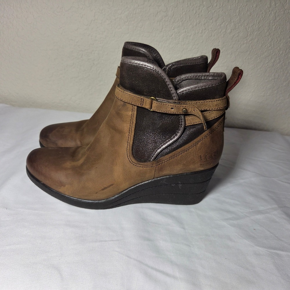 UGG Australia Waterproof Brown Leather Wedge Ankle Boots 1008017 Womens 8